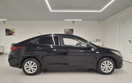 Hyundai Solaris II рестайлинг, 2018 год, 1 321 000 рублей, 4 фотография