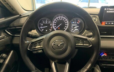 Mazda 6, 2020 год, 2 600 000 рублей, 14 фотография