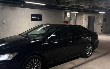 Toyota Camry, 2015 год, 1 950 000 рублей, 2 фотография