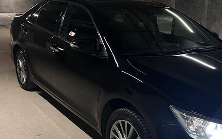 Toyota Camry, 2015 год, 1 950 000 рублей, 3 фотография