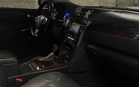 Toyota Camry, 2015 год, 1 950 000 рублей, 14 фотография