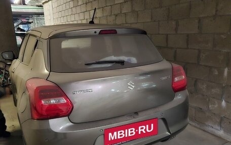 Suzuki Swift V, 2022 год, 1 990 000 рублей, 3 фотография