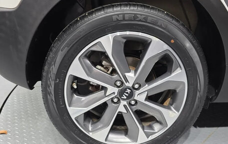 KIA Stonic, 2019 год, 1 345 000 рублей, 5 фотография