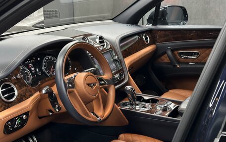 Bentley Bentayga I, 2016 год, 13 900 000 рублей, 9 фотография