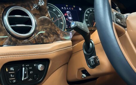 Bentley Bentayga I, 2016 год, 13 900 000 рублей, 11 фотография