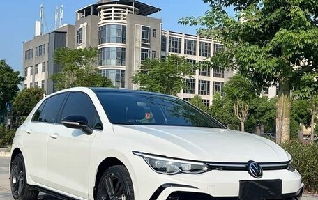 Volkswagen Golf VIII, 2022 год, 1 890 500 рублей, 3 фотография