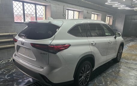 Toyota Highlander, 2025 год, 5 490 000 рублей, 4 фотография