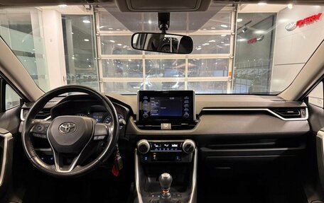 Toyota RAV4, 2022 год, 2 987 000 рублей, 11 фотография