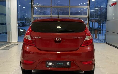 Hyundai Solaris II рестайлинг, 2012 год, 795 000 рублей, 5 фотография