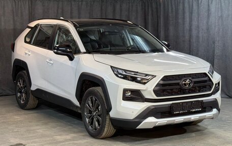 Toyota RAV4, 2025 год, 4 190 000 рублей, 3 фотография