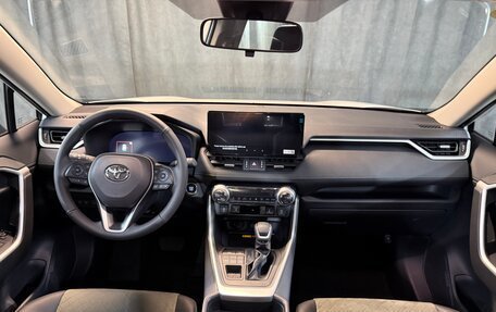 Toyota RAV4, 2025 год, 4 190 000 рублей, 10 фотография