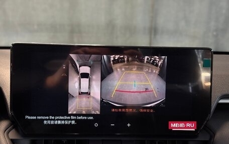 Toyota RAV4, 2025 год, 4 190 000 рублей, 21 фотография