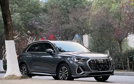 Audi Q3, 2023 год, 2 300 000 рублей, 3 фотография