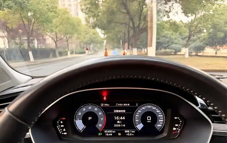 Audi Q3, 2023 год, 2 300 000 рублей, 13 фотография