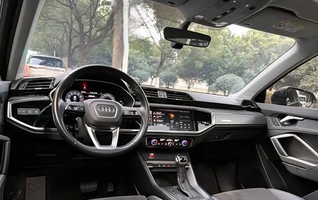 Audi Q3, 2023 год, 2 300 000 рублей, 11 фотография