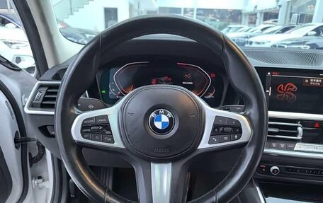 BMW 3 серия, 2022 год, 2 800 000 рублей, 11 фотография