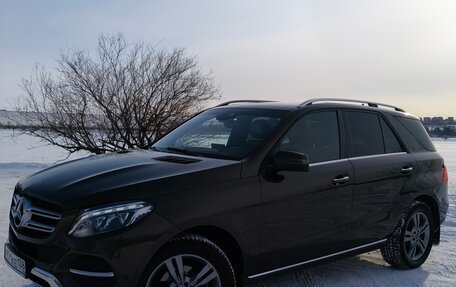 Mercedes-Benz GLE, 2017 год, 3 350 000 рублей, 2 фотография