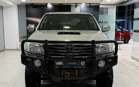Toyota Hilux VII, 2012 год, 1 745 000 рублей, 2 фотография