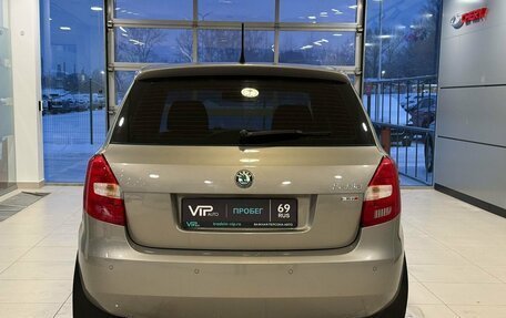 Skoda Fabia II, 2011 год, 645 000 рублей, 5 фотография