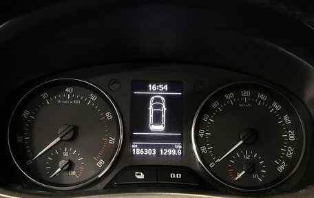 Skoda Fabia II, 2011 год, 645 000 рублей, 10 фотография