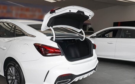 MG 5, 2026 год, 2 610 000 рублей, 30 фотография