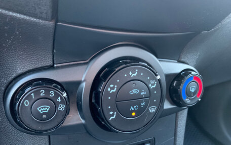 Ford Fiesta, 2015 год, 849 000 рублей, 15 фотография