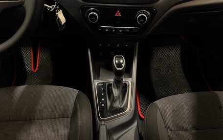 Hyundai Solaris II рестайлинг, 2019 год, 1 260 000 рублей, 13 фотография