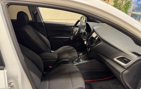 Hyundai Solaris II рестайлинг, 2019 год, 1 260 000 рублей, 9 фотография