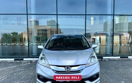 Honda Fit Shuttle I рестайлинг, 2014 год, 860 000 рублей, 2 фотография