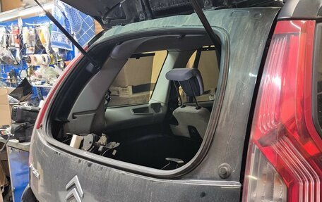 Citroen C4 Picasso II рестайлинг, 2009 год, 870 000 рублей, 6 фотография