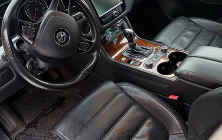 Volkswagen Touareg III, 2012 год, 1 850 000 рублей, 9 фотография