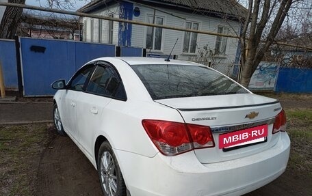 Chevrolet Cruze II, 2011 год, 650 000 рублей, 4 фотография