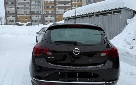 Opel Astra J, 2013 год, 820 000 рублей, 2 фотография