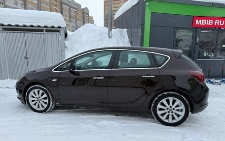 Opel Astra J, 2013 год, 820 000 рублей, 1 фотография