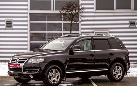 Volkswagen Touareg III, 2008 год, 995 000 рублей, 1 фотография