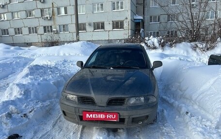 Mitsubishi Carisma I, 2003 год, 355 000 рублей, 1 фотография