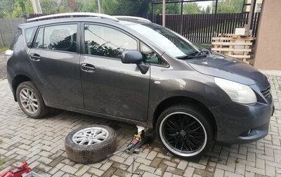 Toyota Verso I, 2011 год, 1 050 000 рублей, 1 фотография