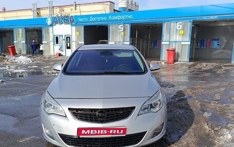 Opel Astra J, 2010 год, 480 000 рублей, 1 фотография