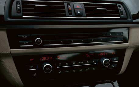 BMW 5 серия, 2014 год, 2 195 000 рублей, 15 фотография