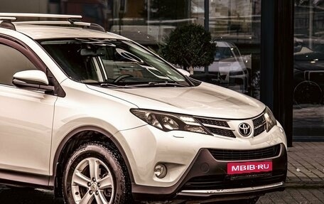 Toyota RAV4, 2012 год, 1 495 000 рублей, 8 фотография