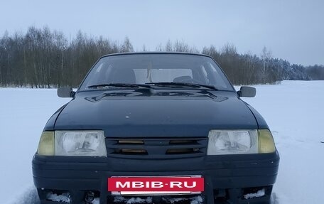 ИЖ 2126 «Ода», 2002 год, 190 000 рублей, 26 фотография