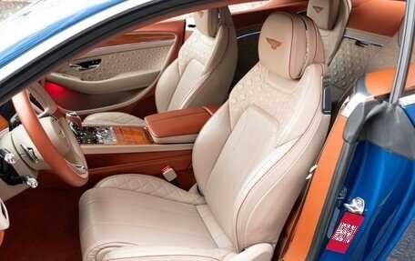 Bentley Continental GT III, 2019 год, 20 000 000 рублей, 9 фотография