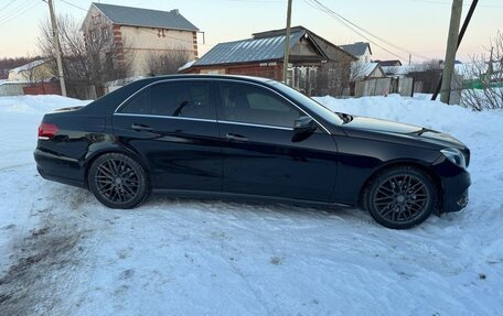 Mercedes-Benz E-Класс, 2013 год, 1 800 000 рублей, 4 фотография