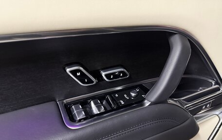 Land Rover Range Rover IV рестайлинг, 2022 год, 18 500 000 рублей, 10 фотография