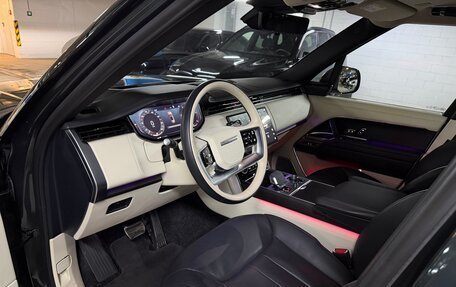 Land Rover Range Rover IV рестайлинг, 2022 год, 18 500 000 рублей, 14 фотография