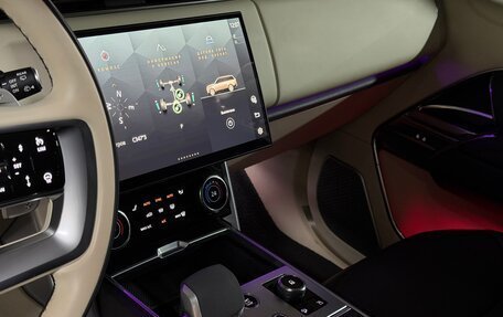 Land Rover Range Rover IV рестайлинг, 2022 год, 18 500 000 рублей, 15 фотография