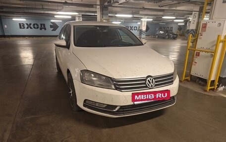 Volkswagen Passat B7, 2012 год, 920 000 рублей, 7 фотография