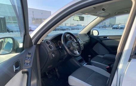 Volkswagen Tiguan I, 2011 год, 820 000 рублей, 9 фотография