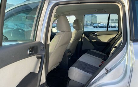 Volkswagen Tiguan I, 2011 год, 820 000 рублей, 11 фотография