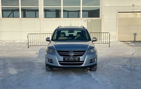 Volkswagen Tiguan I, 2011 год, 820 000 рублей, 2 фотография